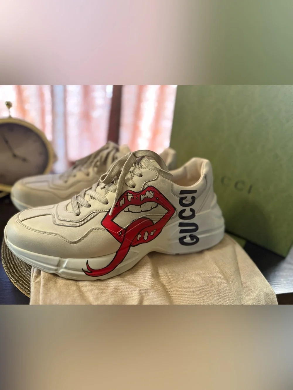 NWT GUCCI Men’s  Rhyton Ivory Leather Lips Sneakers